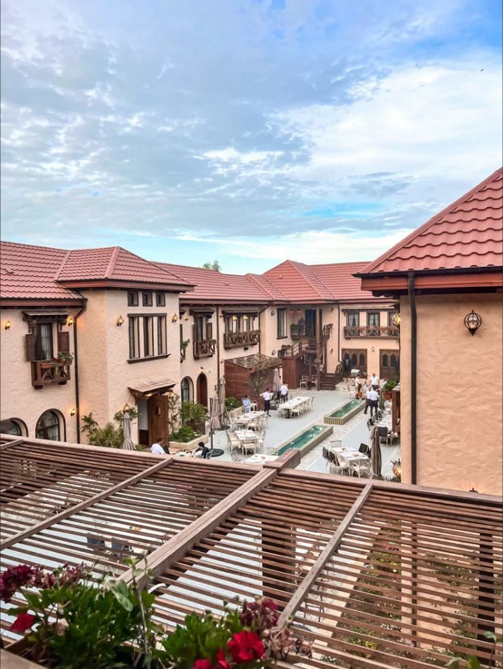 Vətən — панорамный вид ресторана